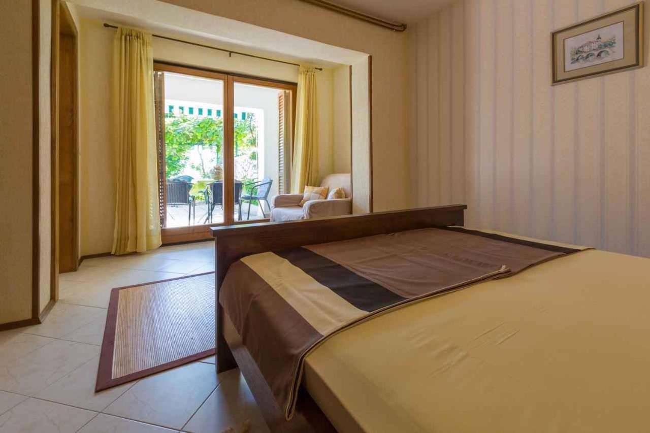 One-Bedroom Apartment Crikvenica 30 Eksteriør bilde